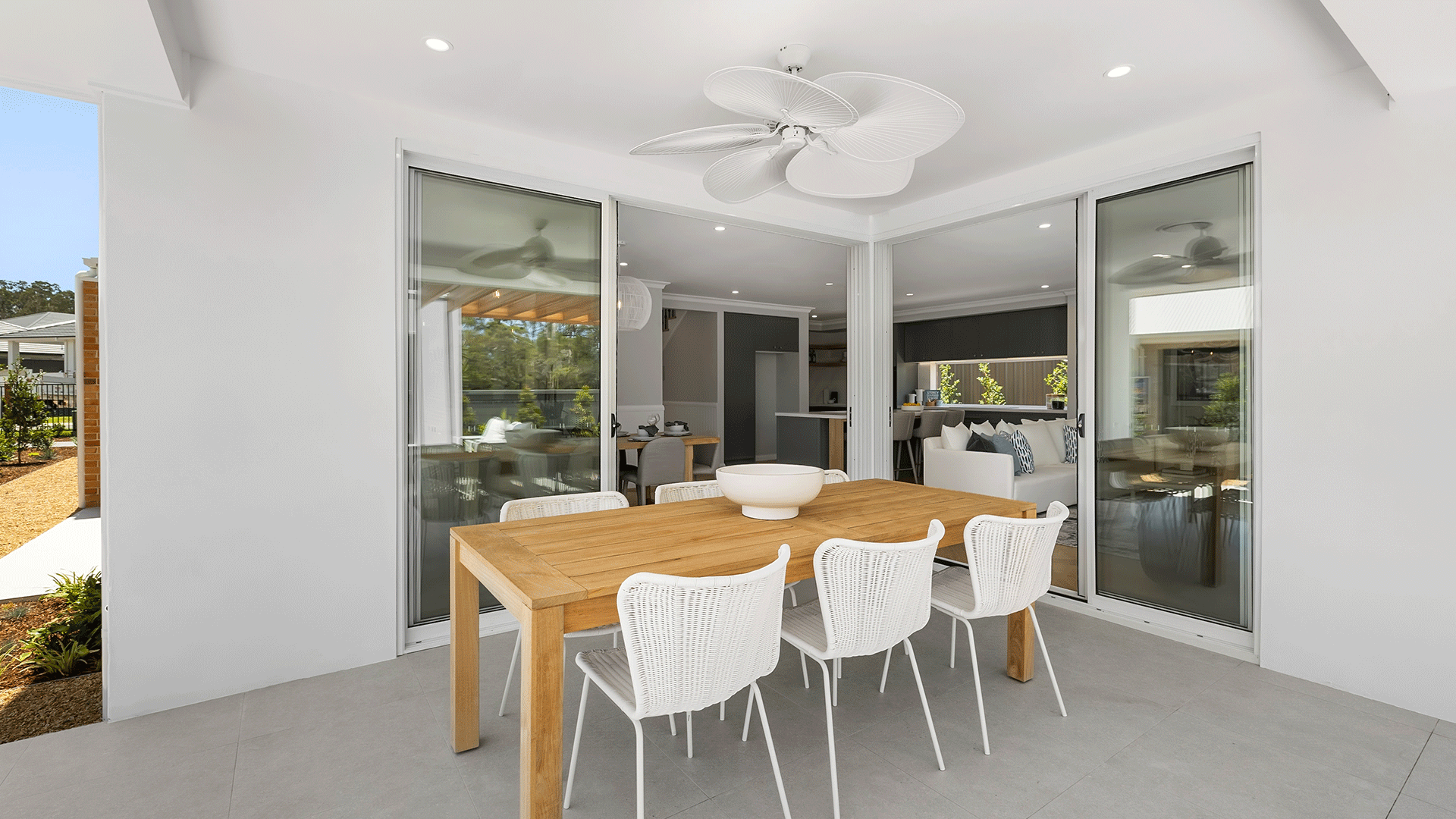 NEW Warnervale Forsyth 33 54 Alfresco