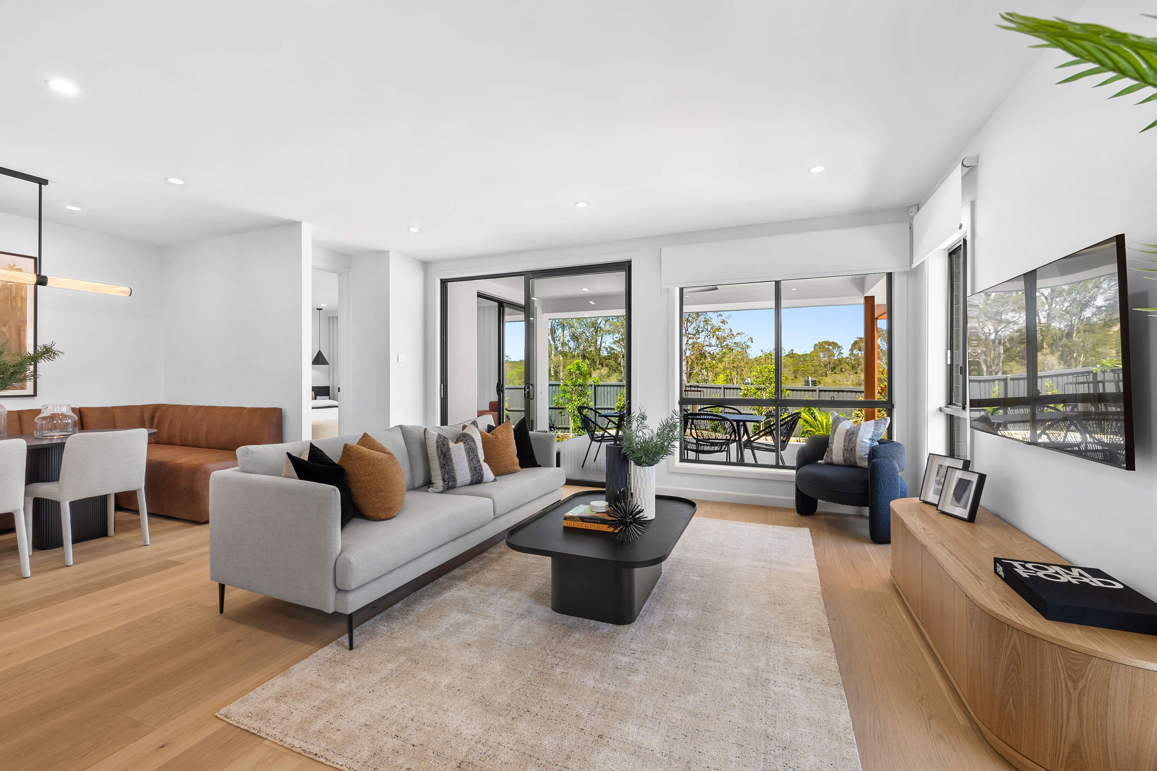 NEW Warnervale Paddington 23 50